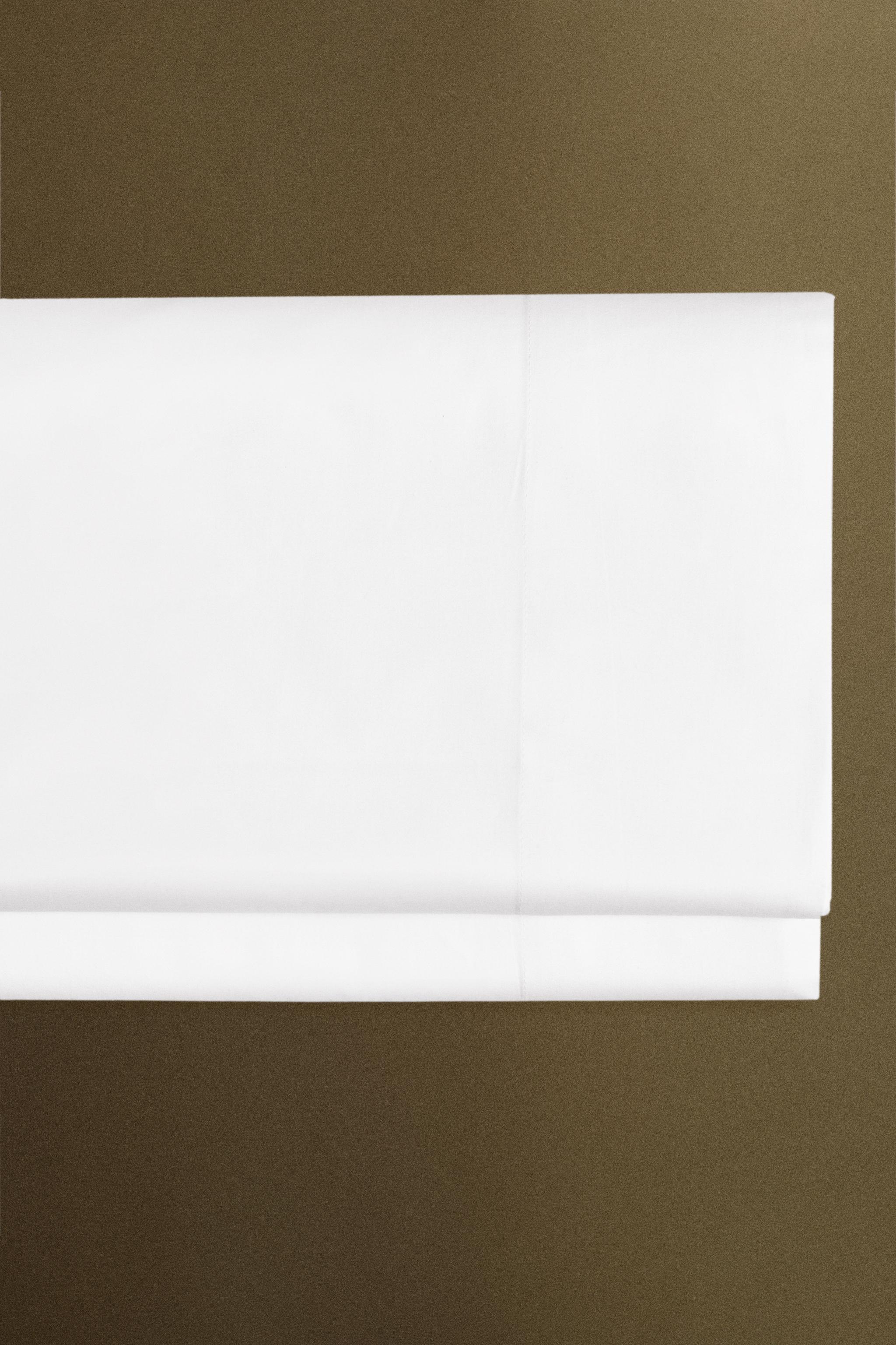 THICK SATEEN FLAT SHEET (300 THREAD COUNT)